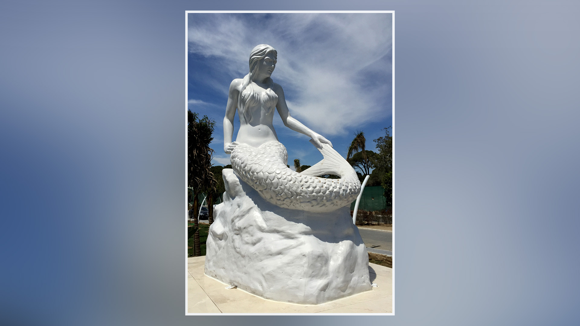 Deniz Kızı Heykeli