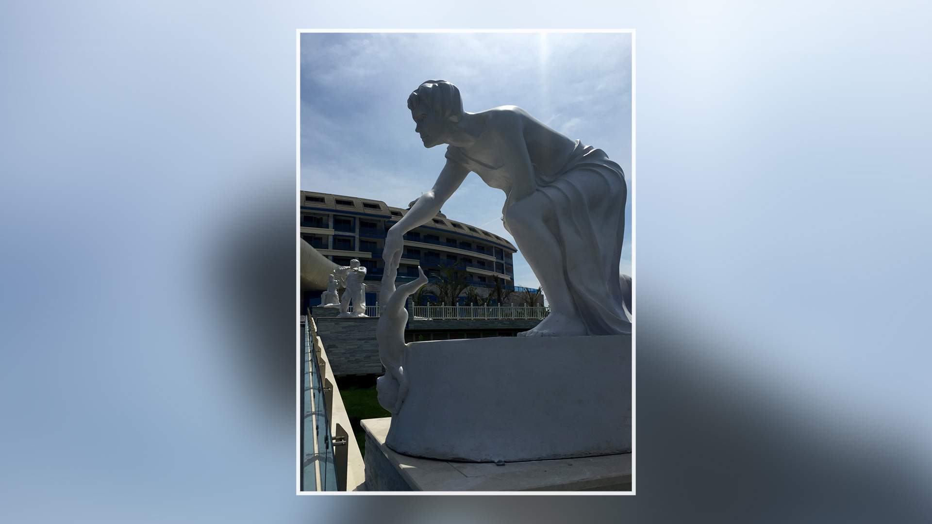 Thetis ve Akhilleus Heykeli